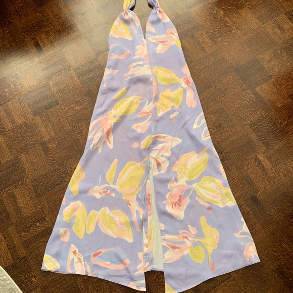 Floral halter maxi dress - Picture 4 of 7